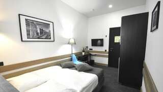 Гостиница People Loft Tverskaya Москва Улучшенный двухместный номер с 1 кроватью-9